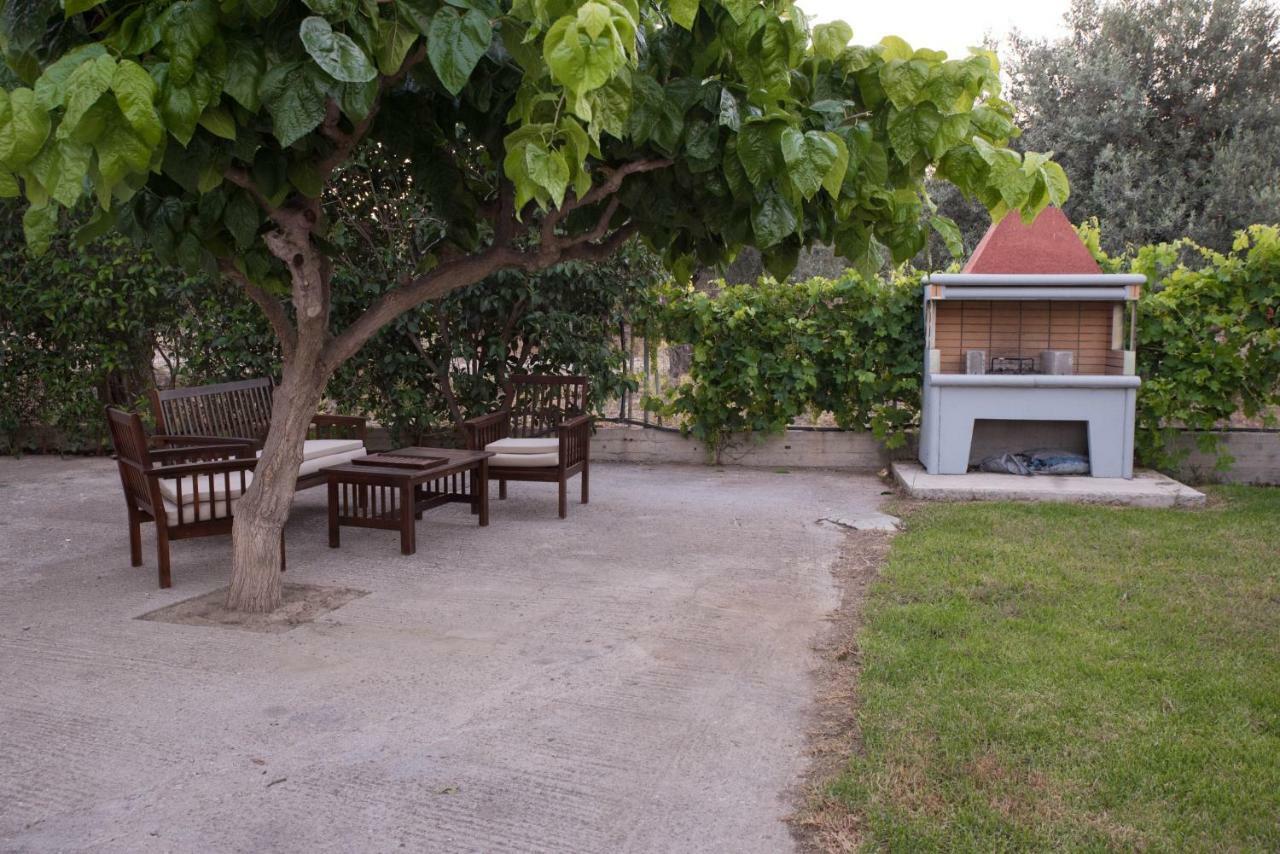Villa Epavlis Haraki Eksteriør bilde